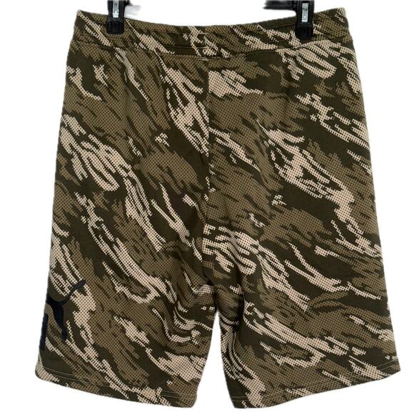 Puma Big Logo Fleece Camo 11" Shorts Drawstring Pockets Green Mens Size Medium - Picture 9 of 9